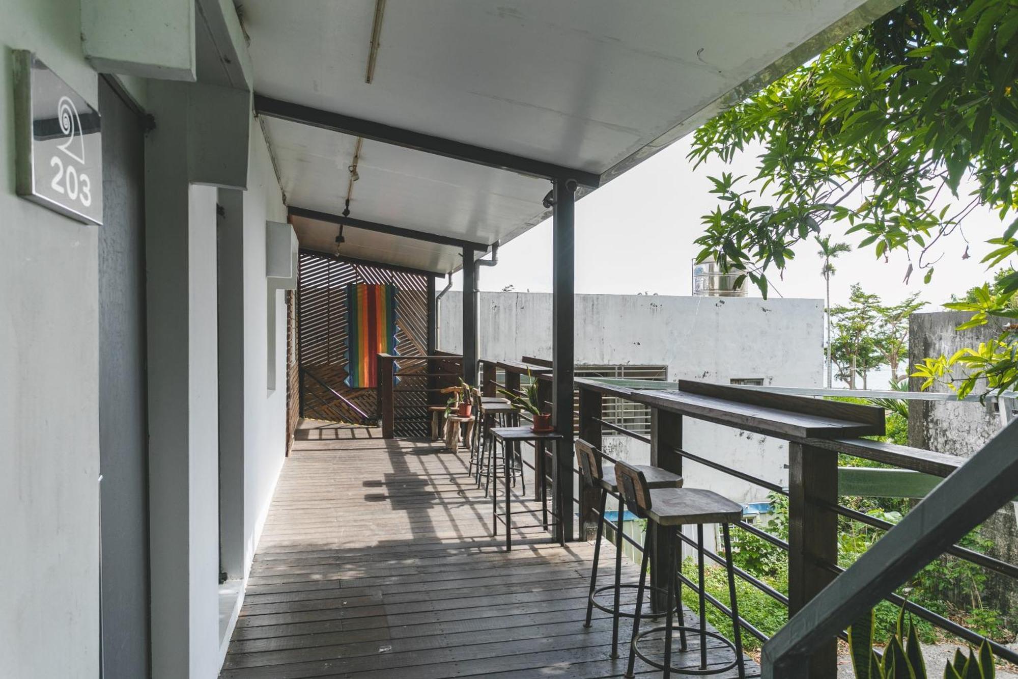 Tropical Low Boundary B&B Тонхэ Экстерьер фото